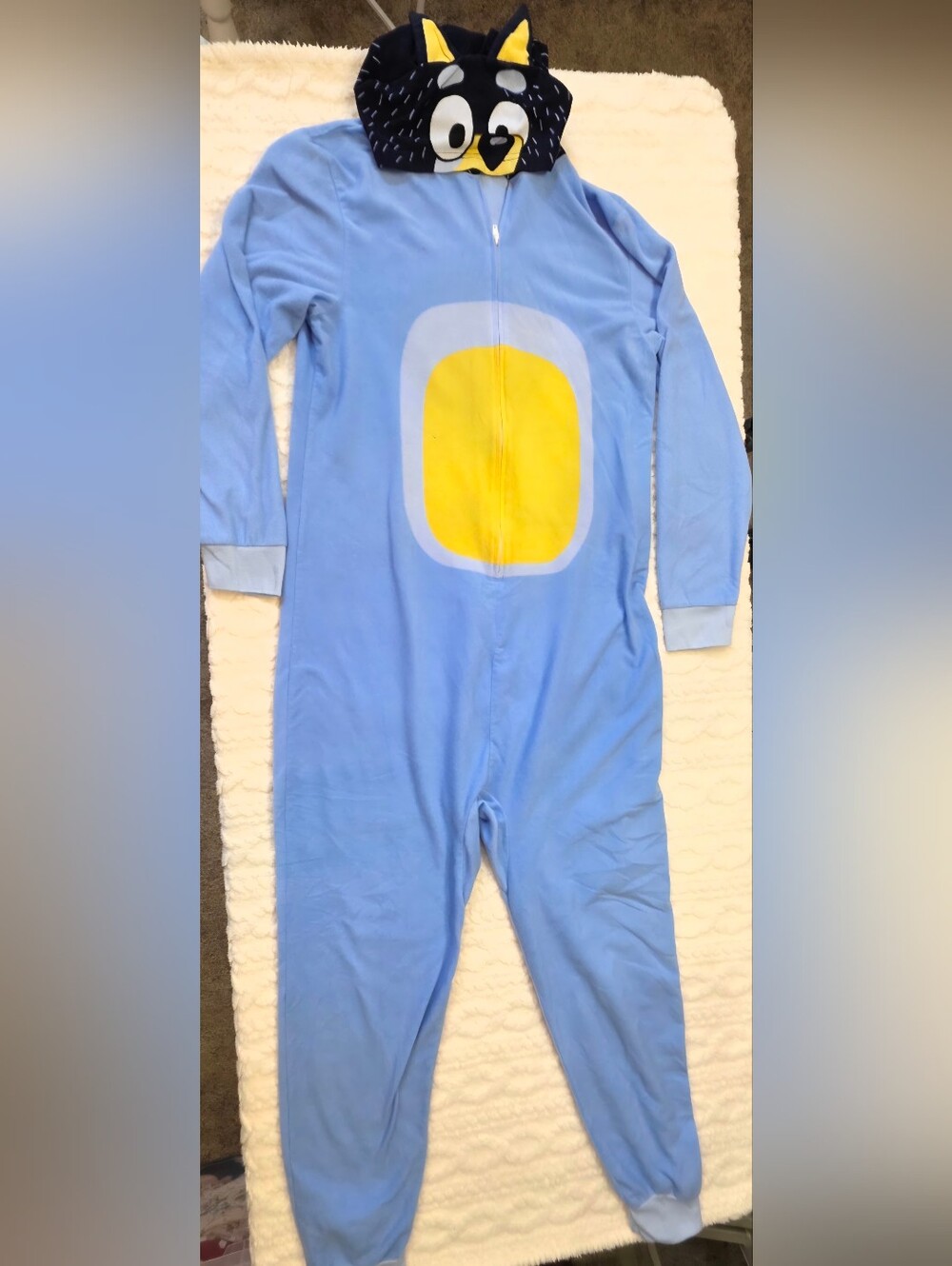 Bluey Adult Hooded One Piece Pajama Costume Onesie Size Small Briefly Stated